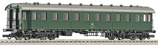 Passenger car 2nd class<br /><a href='images/pictures/Roco/64731.jpg' target='_blank'>Full size image</a>